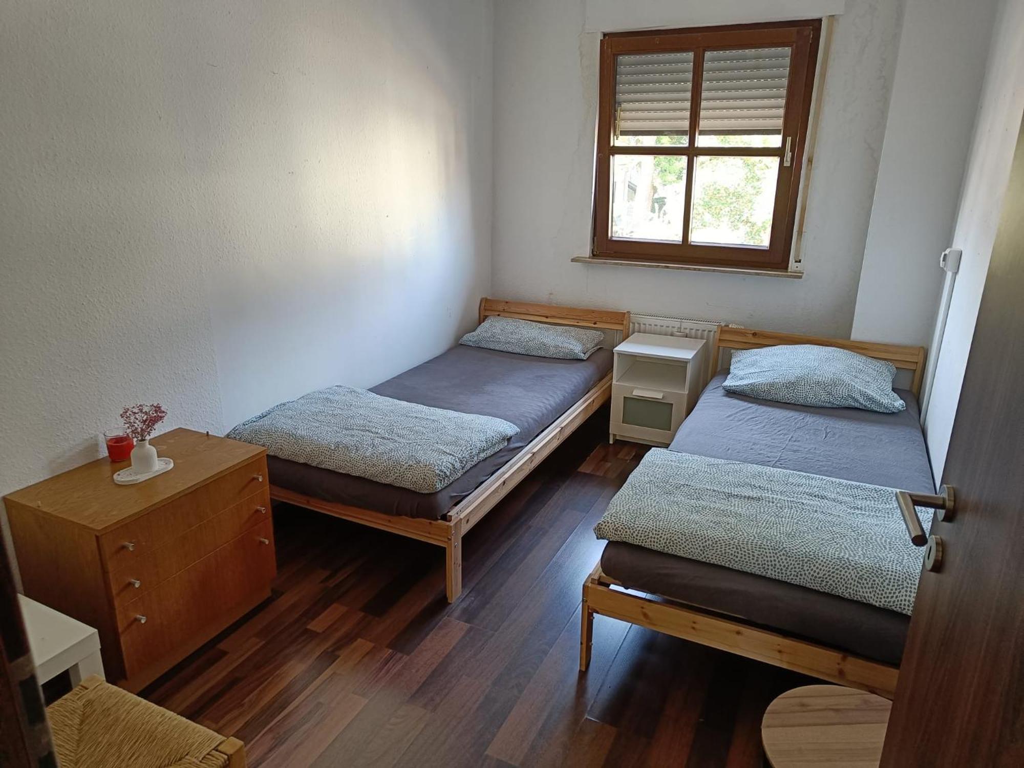 Ferienwohnung Mit 123Qm Fuer 8 Personen Mit Sehr Grossem Garten, Einfache Innen-Ausstattung Leipzig Dış mekan fotoğraf