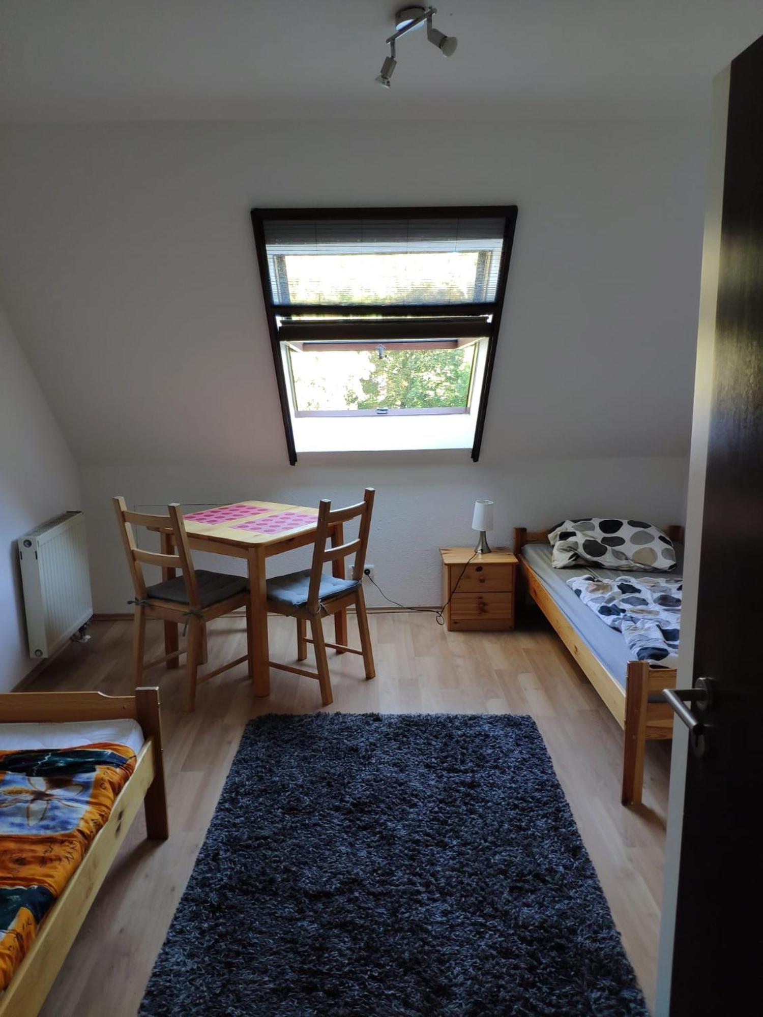 Ferienwohnung Mit 123Qm Fuer 8 Personen Mit Sehr Grossem Garten, Einfache Innen-Ausstattung Leipzig Dış mekan fotoğraf