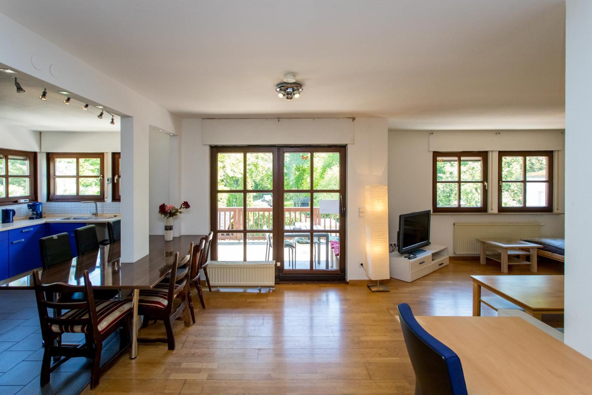 Ferienwohnung Mit 123Qm Fuer 8 Personen Mit Sehr Grossem Garten, Einfache Innen-Ausstattung Leipzig Dış mekan fotoğraf