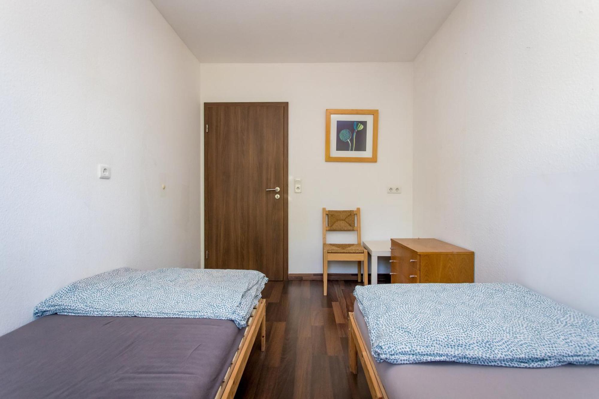 Ferienwohnung Mit 123Qm Fuer 8 Personen Mit Sehr Grossem Garten, Einfache Innen-Ausstattung Leipzig Dış mekan fotoğraf